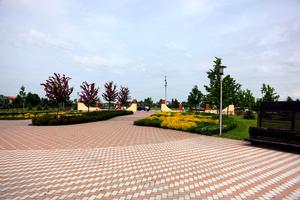будинок за адресою Бориса Лятошинського вул. (1 Травня)