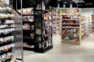 комерційна за адресою Каховська вул., 56