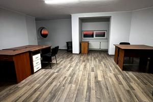 комерційна за адресою Григорія Граб'янки вул., 5б