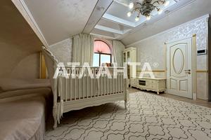 будинок за адресою Центральна вул., 1