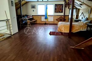 будинок за адресою Богатирська вул.
