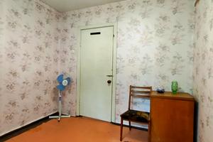квартира за адресою Космонавтів вул., 6