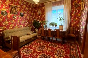 будинок за адресою с. Дніпровське, Горького