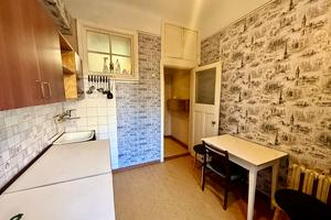 квартира за адресою Героїв Крут вул. (12 Квітня), 30