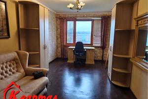 квартира за адресою Володимира Великого, 95