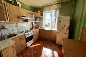квартира за адресою Каштанова вул., 8