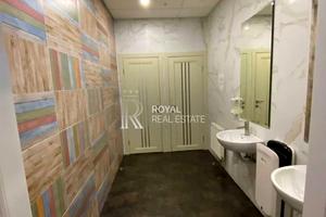 комерційна за адресою Автозаводська вул., 54