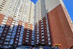 комерційна за адресою Київ, Балтійський пров., 5