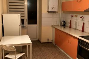 квартира за адресою Довженка вул., 20