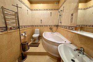 квартира за адресою Дорошенка вул., 5