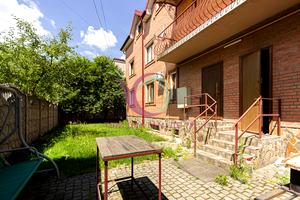 дом по адресу Братьев Дружих ул. (Комарова), 35а