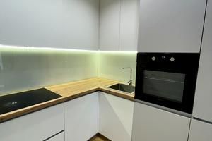 квартира за адресою Миколи Боголюбова вул., 5а