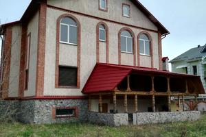 будинок за адресою Незалежності