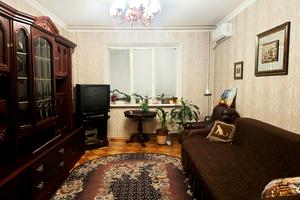 квартира за адресою Вишняківська вул., 8