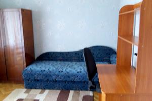 квартира за адресою Райдужна вул., 2