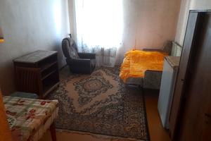 кімната за адресою Новоселівська, 3