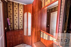 будинок за адресою Врожайна, 1