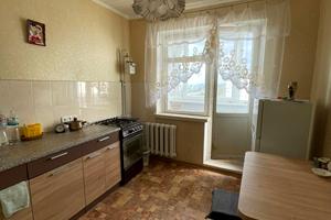 квартира за адресою Запорізька вул., 4