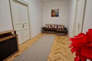 квартира за адресою Джерельна, 25