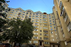 квартира за адресою Василя Симоненка вул., 42