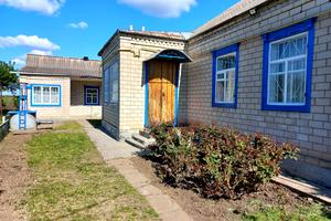 будинок за адресою смт. Царичанка, Орлянська, 2б