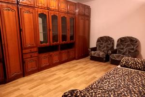 квартира за адресою Івана Миколайчука вул., 3