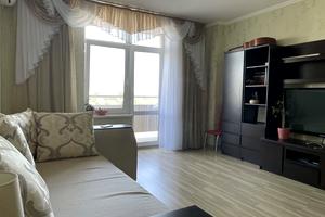 квартира за адресою Середня вул., 24