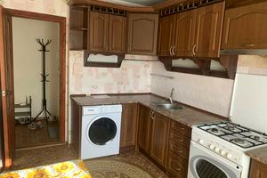 квартира за адресою Зарічанська вул., 57