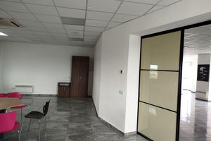 комерційна за адресою Чорновола вул., 29