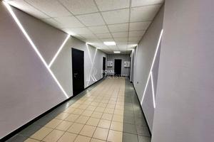комерційна за адресою Лесі Українки бульв., 34