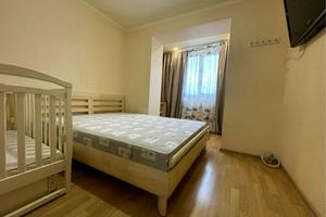 квартира за адресою Добровольців пров., 4