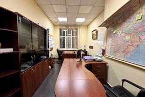 комерційна за адресою Валерія Лобановського просп. (Червонозоряний), 57