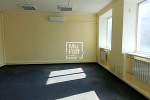 комерційна за адресою Варязький пров., 4-В
