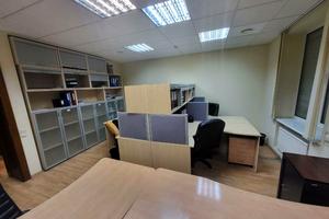 комерційна за адресою Микільсько-Слобідська вул., 2-Б