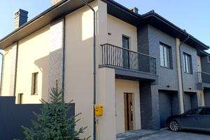 будинок за адресою с. Крихівці, Вивізна вул., 7