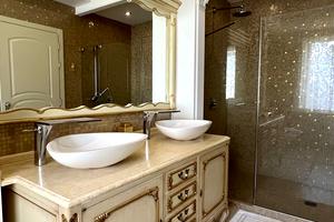 будинок за адресою 10 провулок, 1