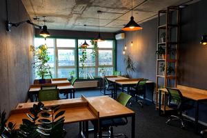 коммерческая по адресу Кловский спуск, 7a