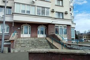 комерційна за адресою Автозаводська вул., 99/4