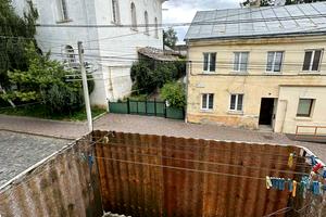квартира за адресою Синагоги вул. (Анрі Барбюса), 12