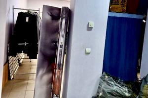 комерційна за адресою Центр, 11