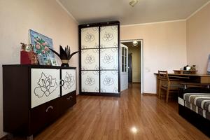 квартира за адресою Святошинська пл., 1
