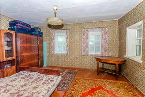 дом по адресу Центральна, 1