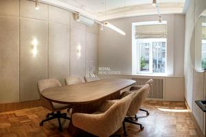 комерційна за адресою Князів Острозьких вул. (Московська), 29-Б