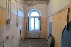 комерційна за адресою Канатна вул., 7