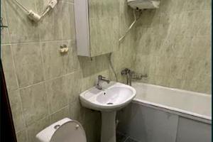 квартира за адресою Возз'єднання України вул., 1