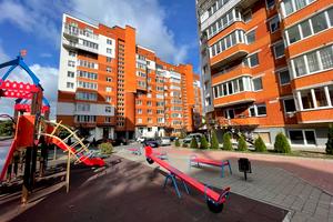 квартира за адресою Злуки просп., 45-Б