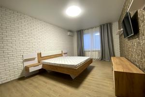 квартира за адресою Михайла Донця вул., 2-Б