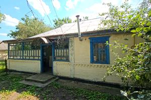 будинок за адресою с. Черевки, Садова