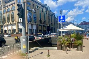 комерційна за адресою Басейна вул., 11