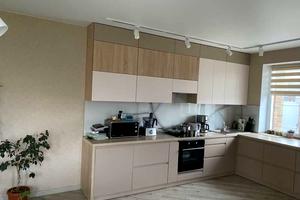 будинок за адресою Гришка Академіка вул.